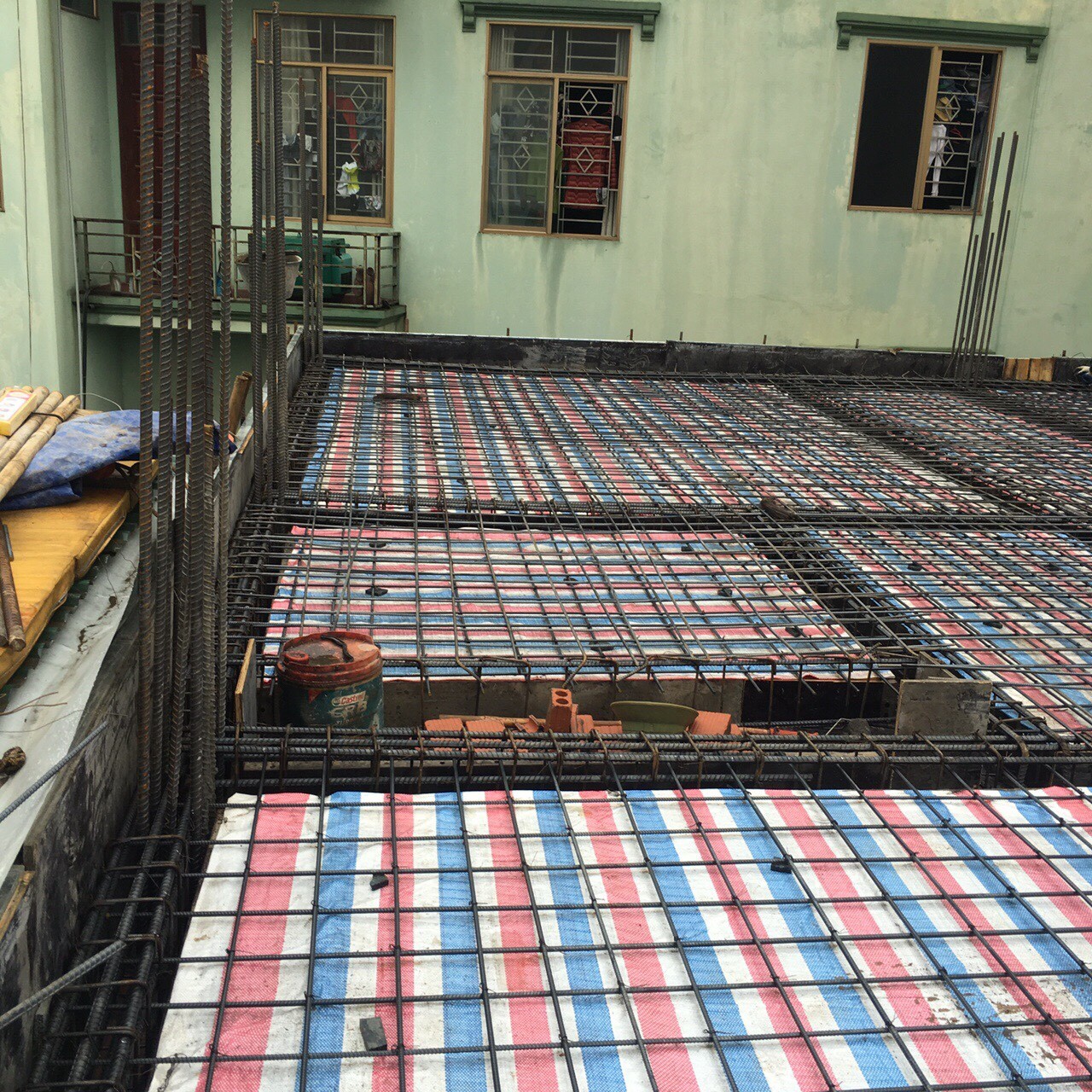 Hoàn thiện xây mới công trình nhà chú Hải tại Lạc Long Quân-1